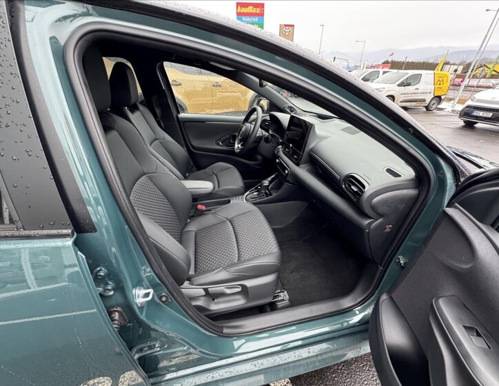 Toyota Yaris Hatchback 1,5 l 68 kw