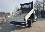 Nissan NV400 Sklápěč 2,3 l 107 kw