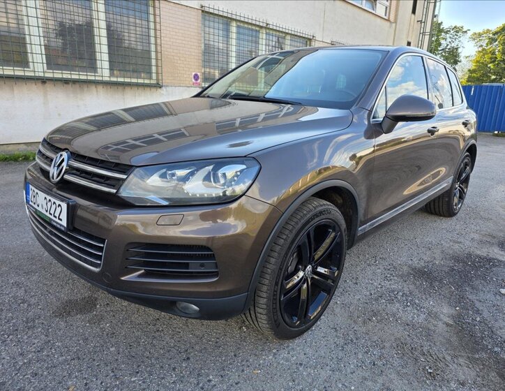 Volkswagen Touareg SUV / Terénní 4,1 l 250 kw