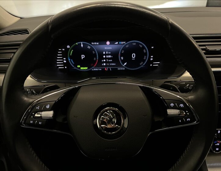 Škoda Superb Liftback 1,4 l 160 kw