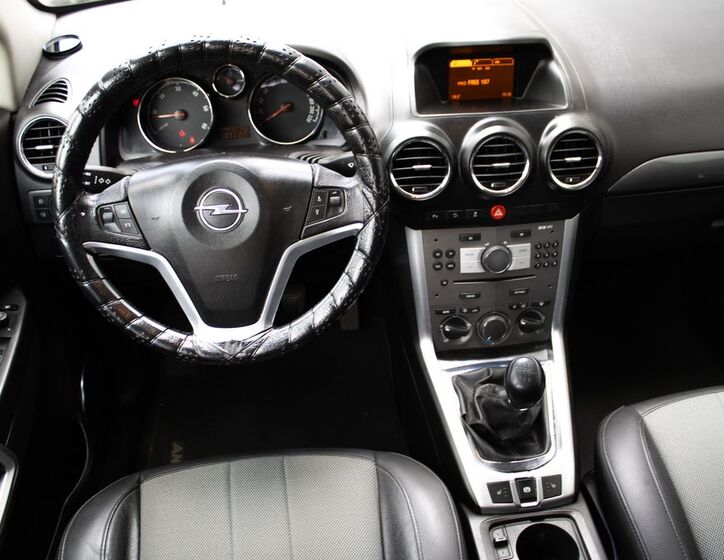 Opel Antara 11