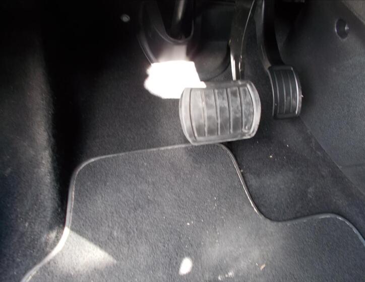 Peugeot Traveller 33