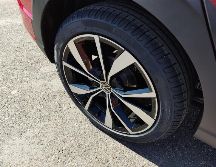 Volkswagen Taigo SUV / Terénní 1,5 l 110 kw