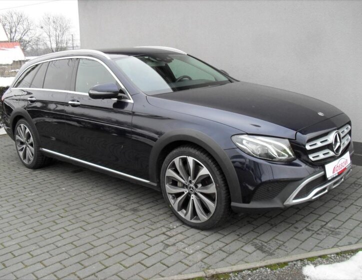 Mercedes-Benz Třídy E Kombi 3,0 l 190 kw