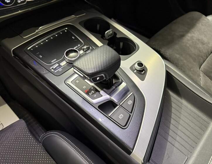 Audi Q7 SUV / Terénní 3,0 l 200 kw