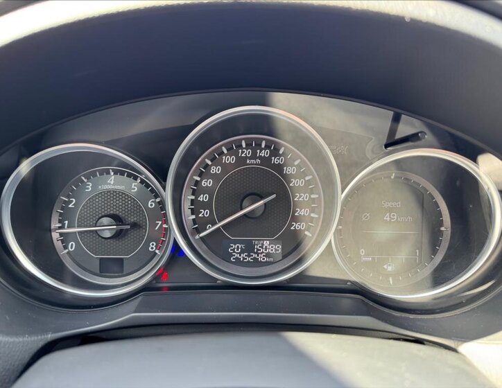 Mazda 6 Sedan / Limuzína 2,0 l 107 kw