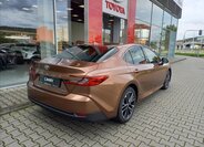 Toyota Camry Sedan / Limuzína 2,5 l 169 kw