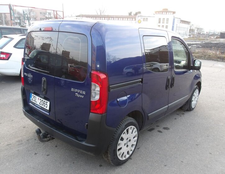 Peugeot Bipper Hatchback 1,4 l 50 kw