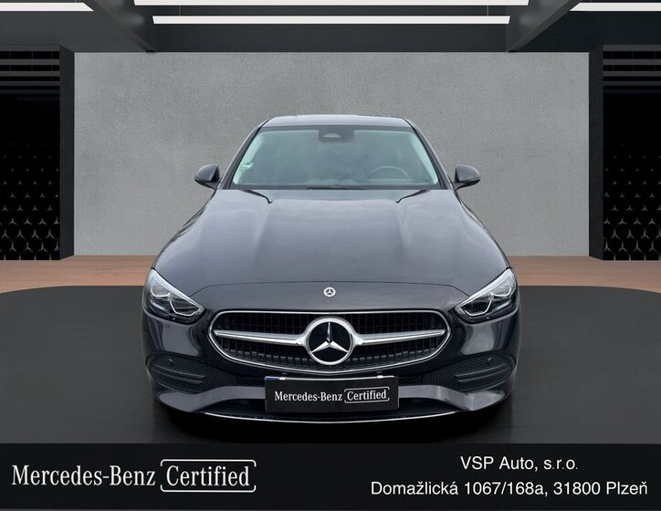 Mercedes-Benz Třídy C Sedan / Limuzína 2,0 l 147 kw