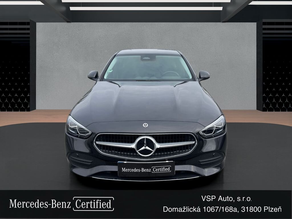 Mercedes-Benz Třídy C Sedan / Limuzína 2,0 l 147 kw