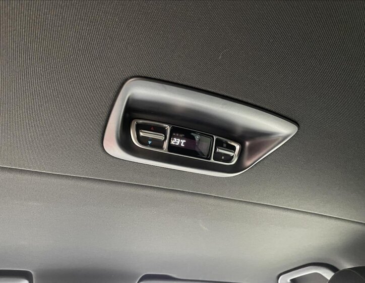 Mercedes-Benz Třídy V MPV 2,0 l 174 kw