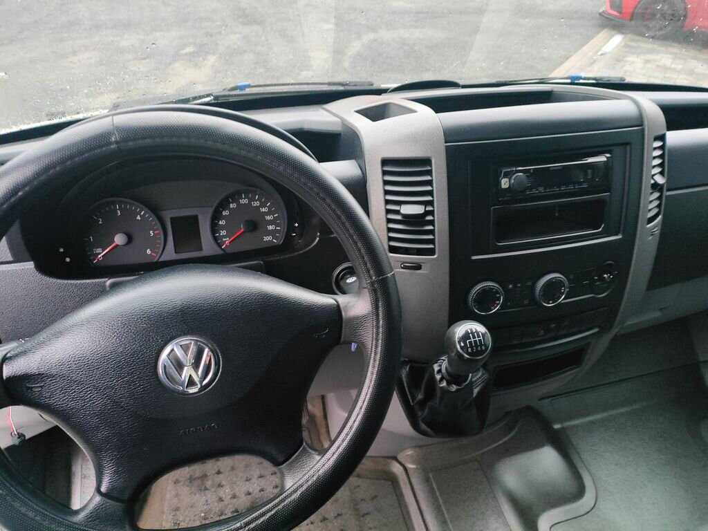 Volkswagen Crafter Skříň 2,0 l 80 kw