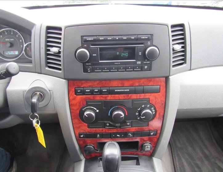 Jeep Grand Cherokee SUV 3,7 l 148 kw