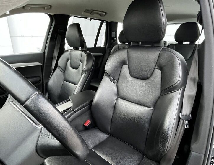 Volvo XC90 SUV 0,0 184 kw