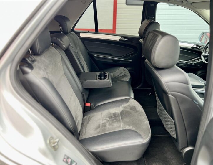 Mercedes-Benz Třídy M SUV 3,0 l 165 kw