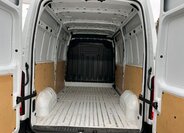 Nissan Interstar Skříň 2,3 l 100 kw