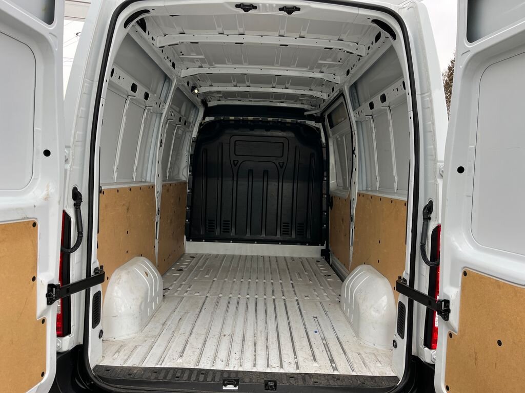 Nissan Interstar Skříň 2,3 l 100 kw