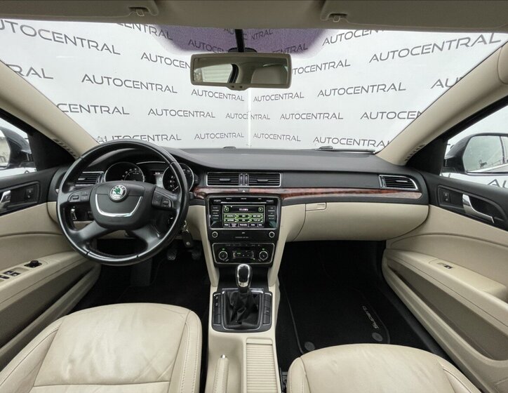 Škoda Superb Kombi 2,0 l 125 kw