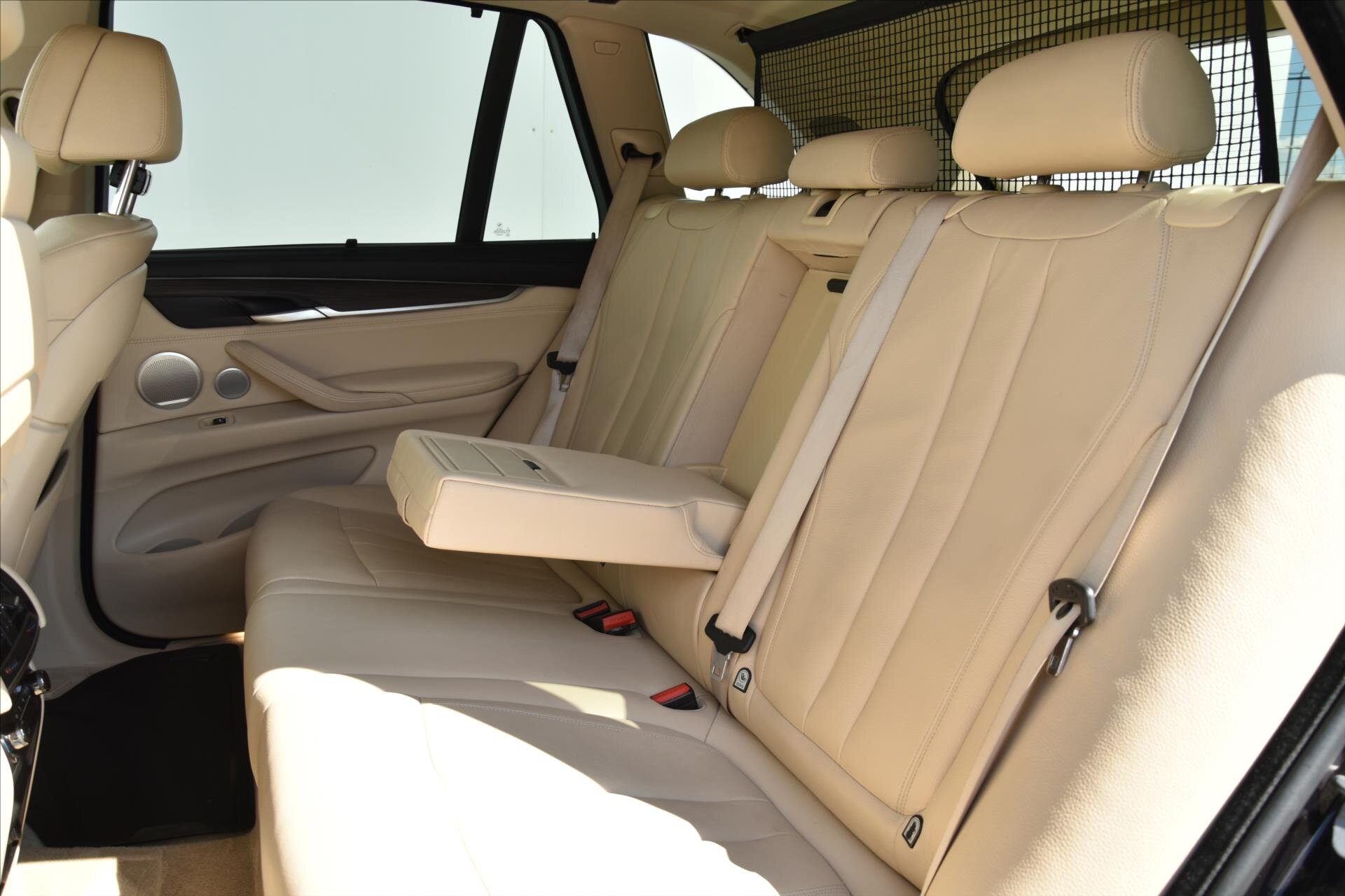 BMW X5 SUV / Terénní 3,0 l 230 kw