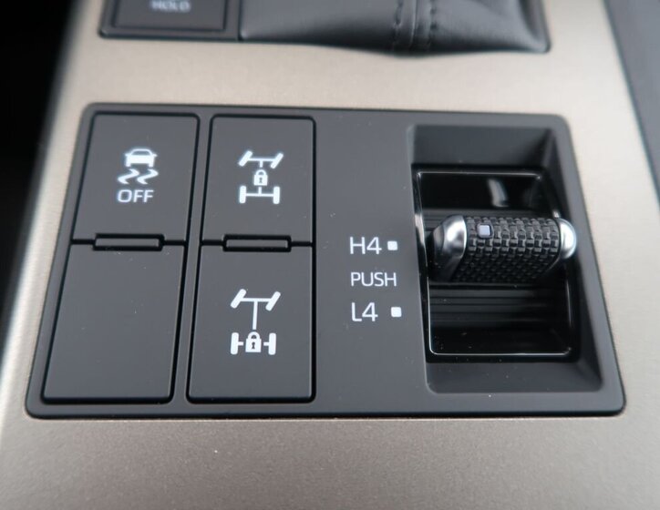 Toyota Land Cruiser SUV 2,8 l 151 kw