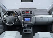 Mercedes-Benz Viano 9