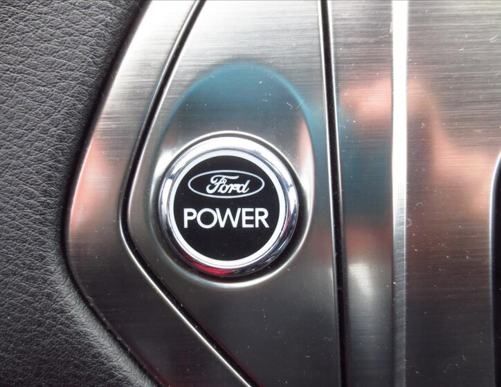 Ford Mondeo Liftback 2,5 l 162 kw