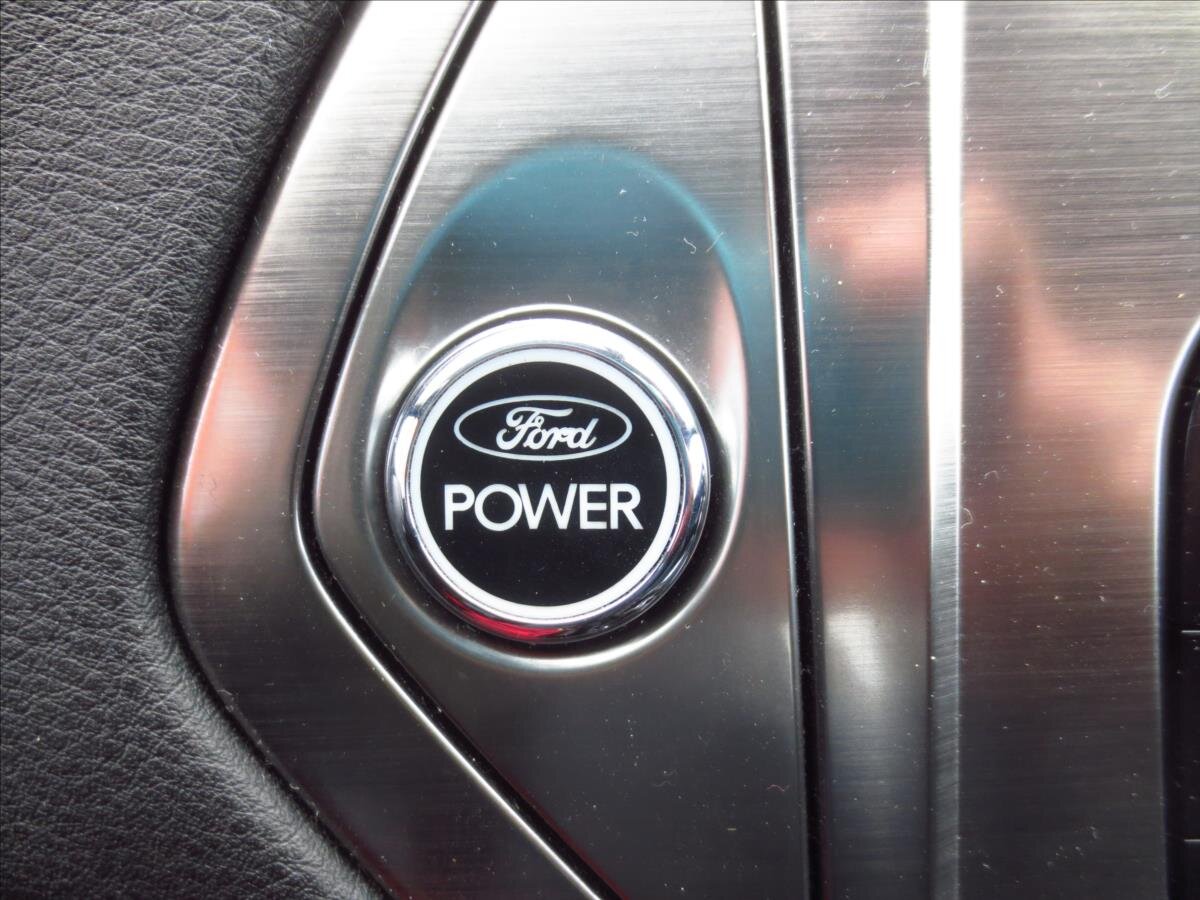 Ford Mondeo Liftback 2,5 l 162 kw