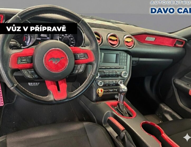 Ford Mustang Kupé 3,7 l 227 kw