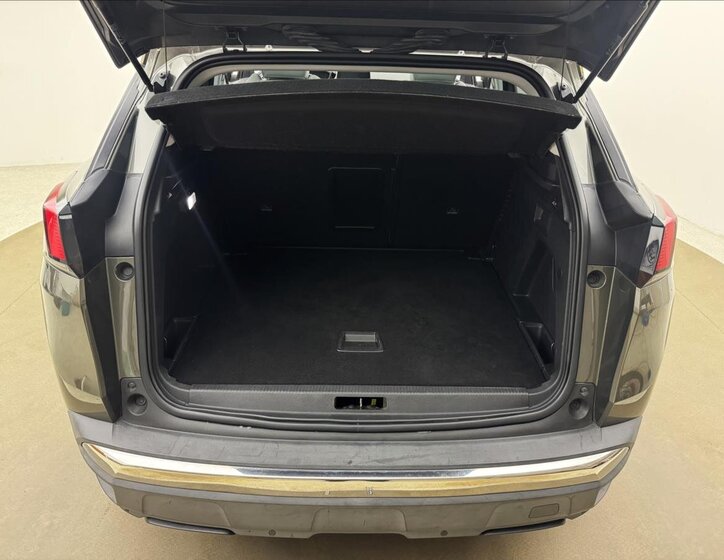 Peugeot 3008 SUV / Terénní 1,2 l 96 kw