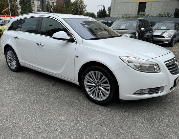 Opel Insignia Kombi 2,0 l 96 kw