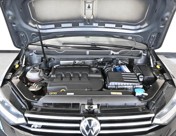 Volkswagen Touran 5