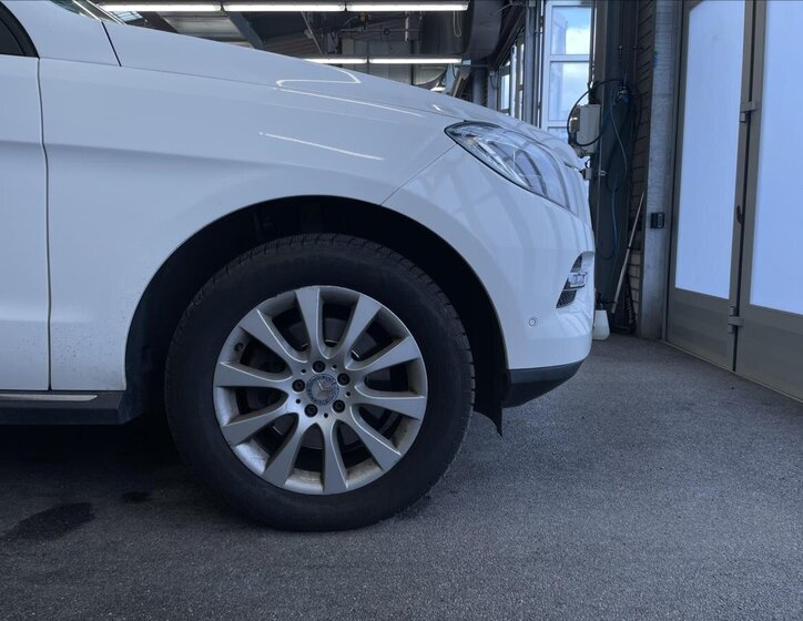 Mercedes-Benz Třídy M SUV 3,0 l 190 kw