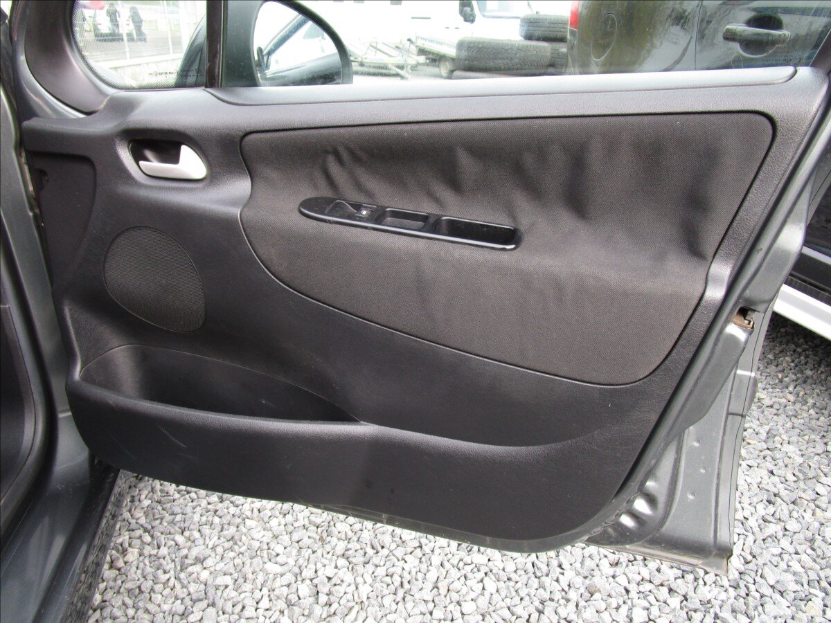 Peugeot 207 Hatchback 1,4 l 70 kw