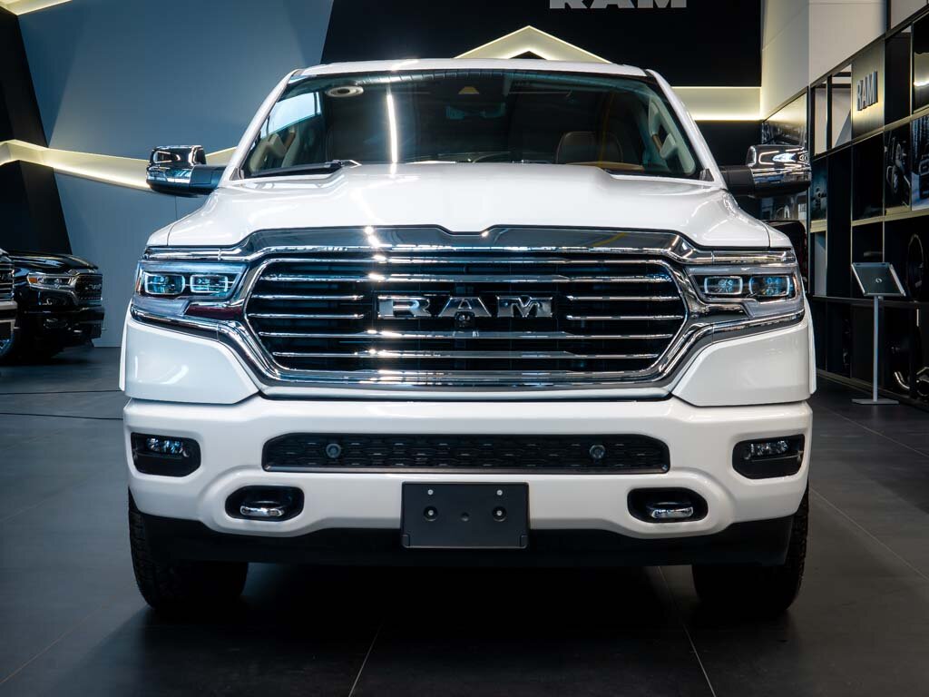 Dodge RAM Pick-up 5,7 l 291 kw