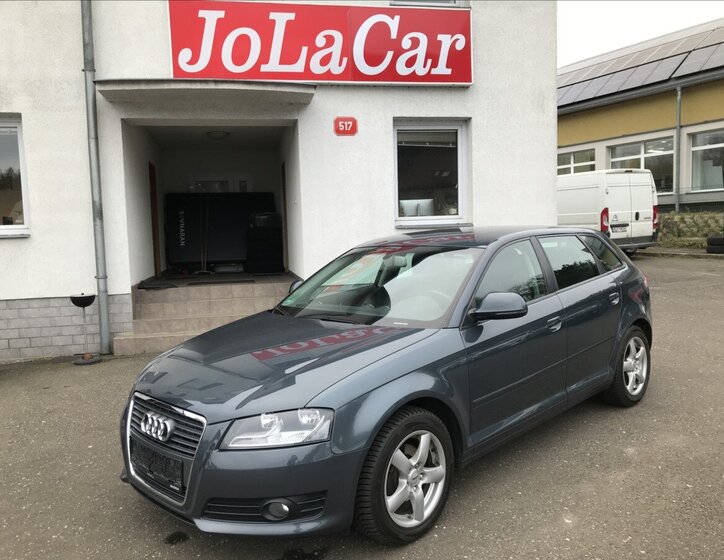 Audi A3 1