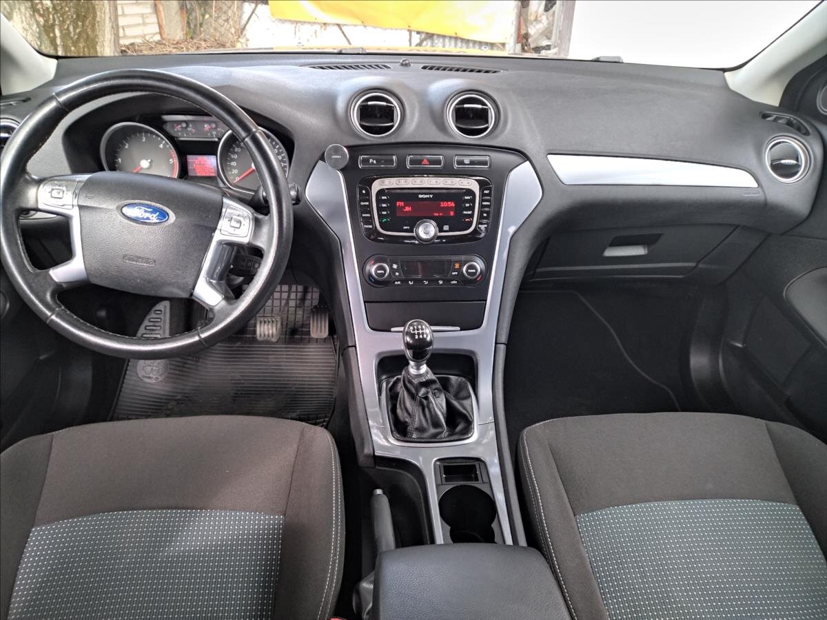 Ford Mondeo Kombi 2,0 l 120 kw