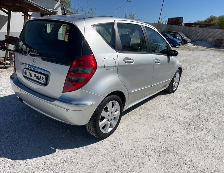 Mercedes-Benz Třídy A Hatchback 2,0 l 103 kw