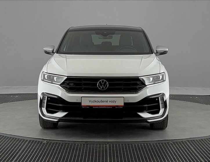 Volkswagen T-Roc SUV / Terénní 2,0 l 221 kw