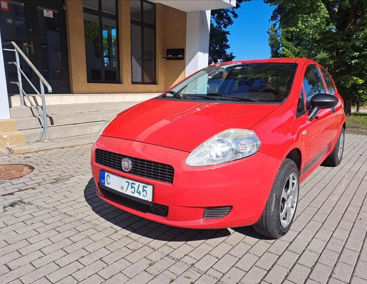 Fiat Grande Punto 16