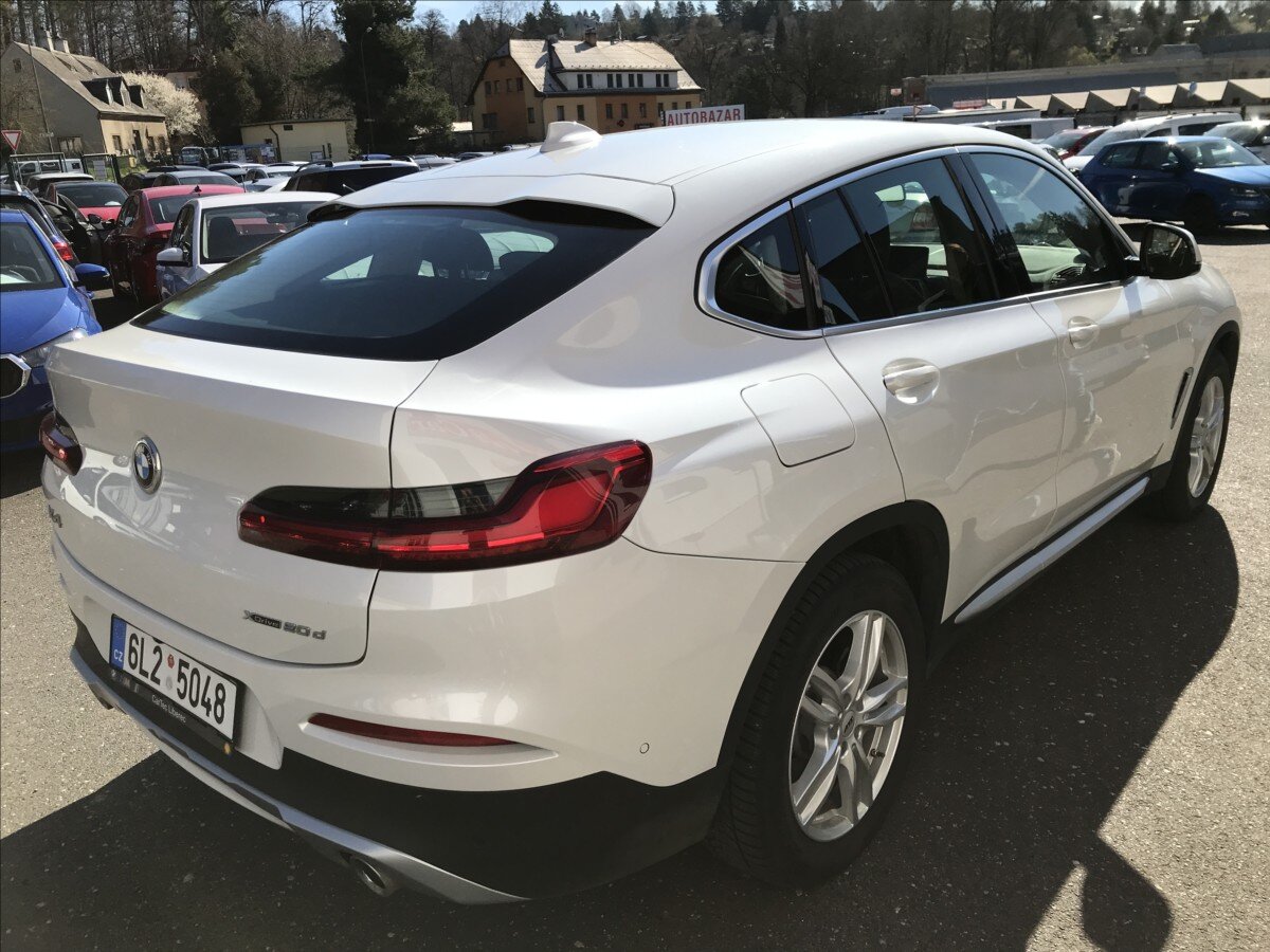 BMW X4 SUV / Terénní 2,0 l 140 kw
