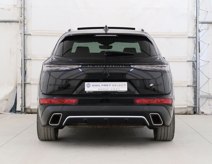 DS Automobiles DS7 Crossback SUV / Terénní 1,6 l 147 kw
