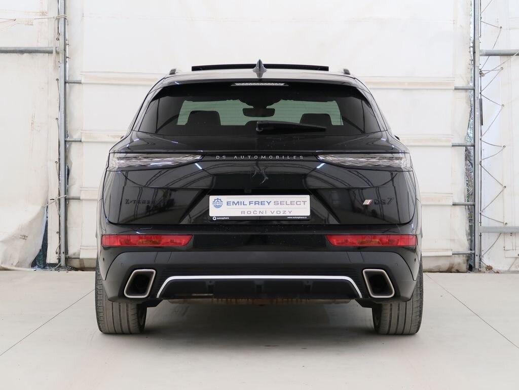 DS Automobiles DS7 Crossback SUV / Terénní 1,6 l 147 kw