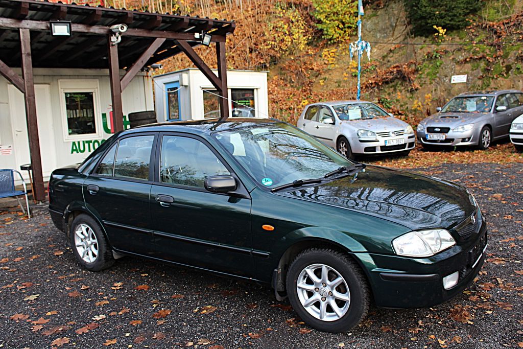 Mazda 323