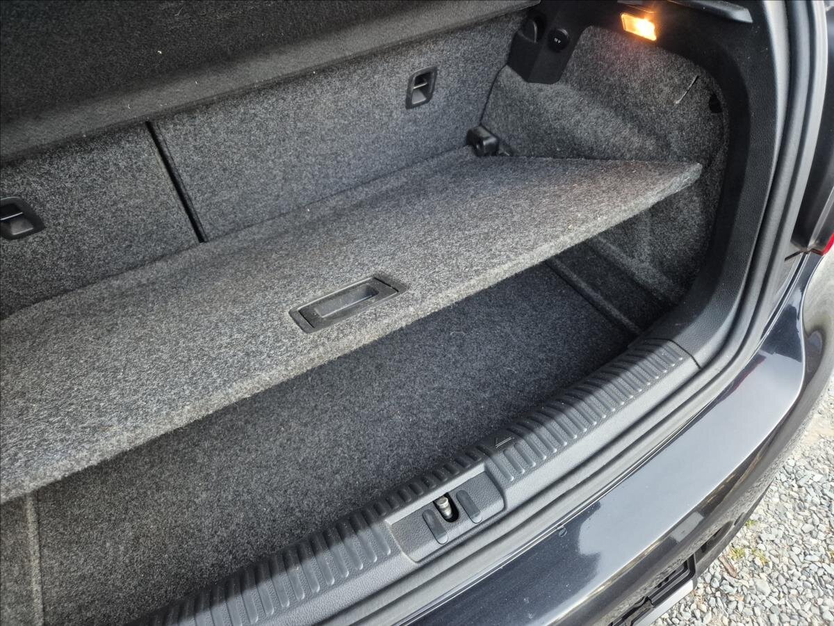 Volkswagen Polo Hatchback 1,2 l 77 kw