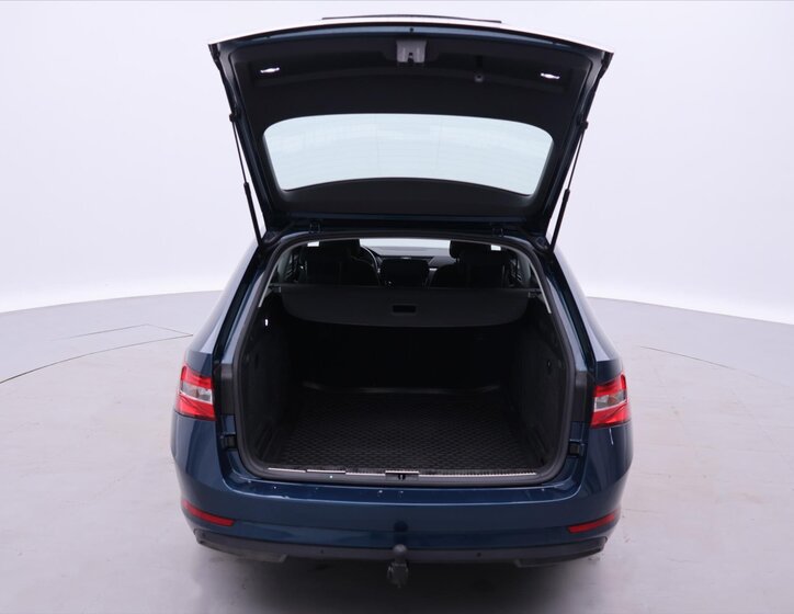 Škoda Superb Kombi 2,0 l 110 kw