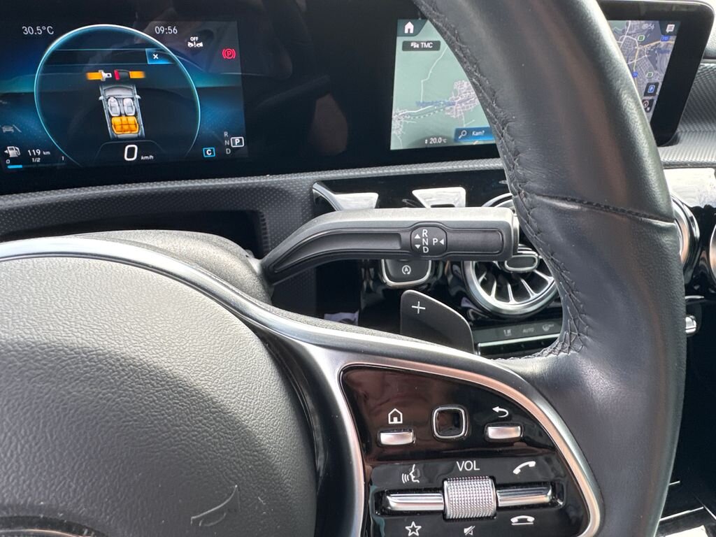 Mercedes-Benz CLA Sedan / Limuzína 1,3 l 100 kw