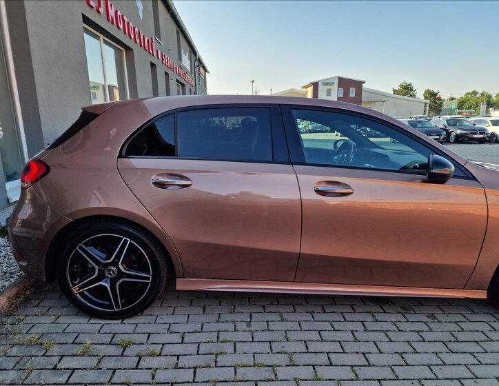 Mercedes-Benz Třídy A Hatchback 1,3 l 100 kw
