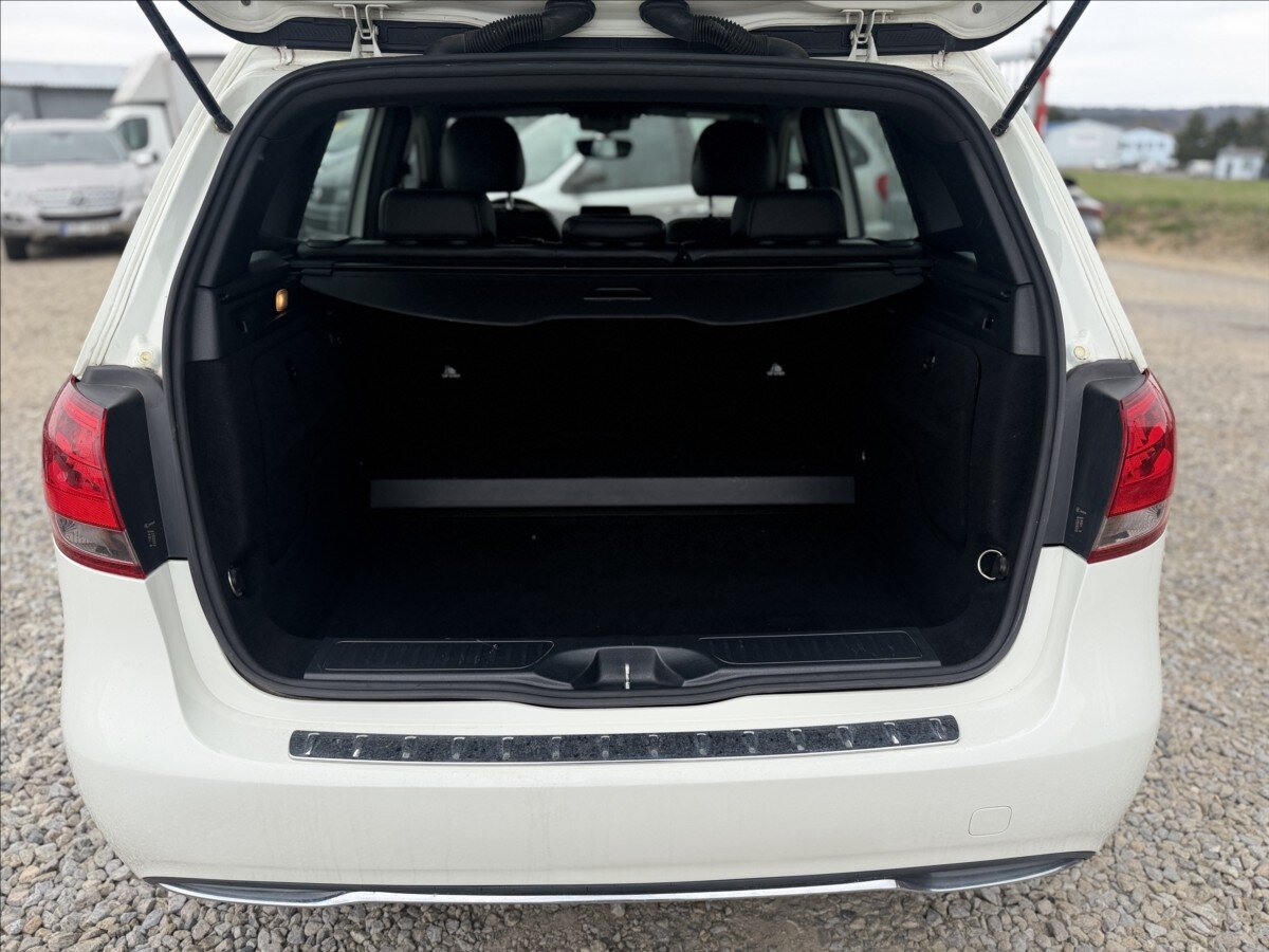 Mercedes-Benz Třídy B Kombi 1,5 l 80 kw