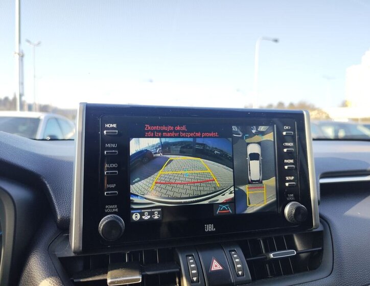 Toyota RAV4 SUV / Terénní 2,5 l 163 kw