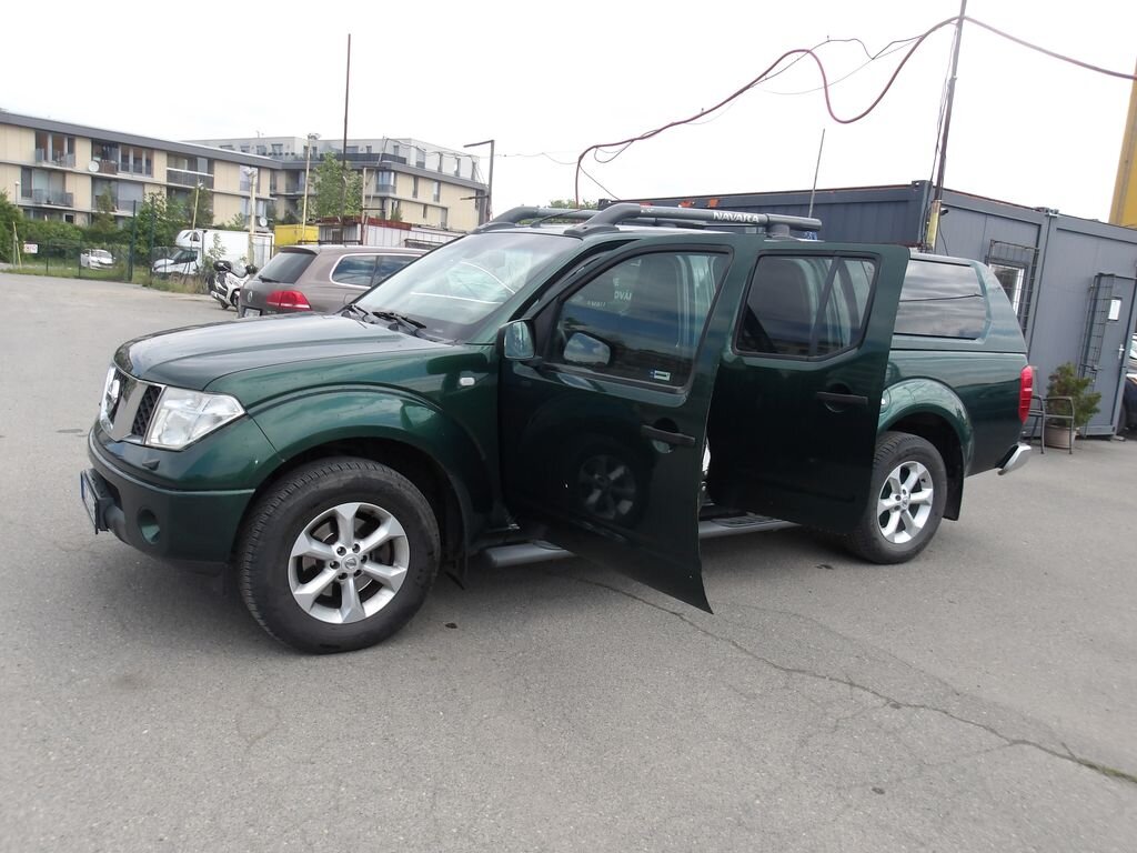 Nissan Navara Pick-up 2,5 l 126 kw
